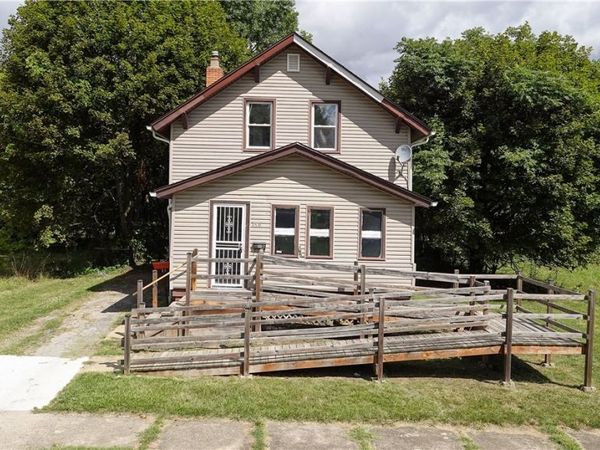 148 Saint Louis Avenue , Youngstown, OH 44507