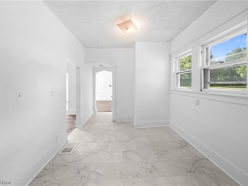 148 Saint Louis Avenue, Youngstown, OH 44507 Photo 4