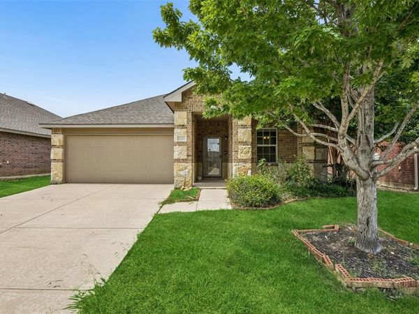 2429 Clairborne Drive, Fort Worth, TX 76177