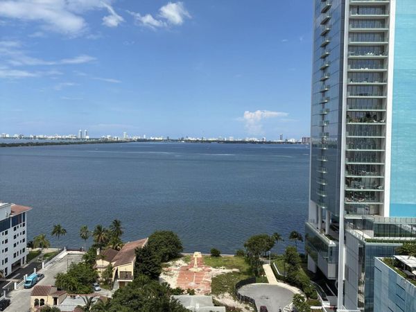 600 NE 27th Street, Unit 1605, Miami, FL 33137