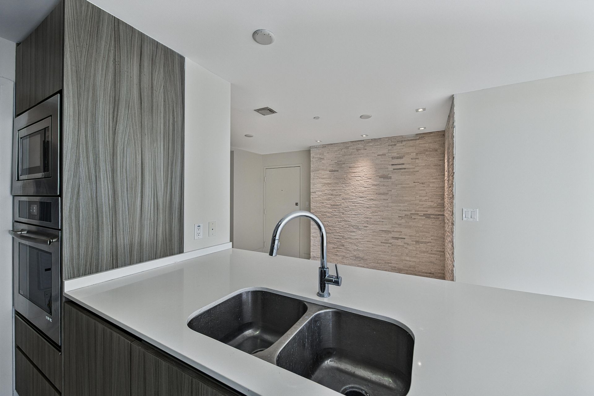 600 NE 27th Street, Unit 1605, Miami, FL 33137 Photo