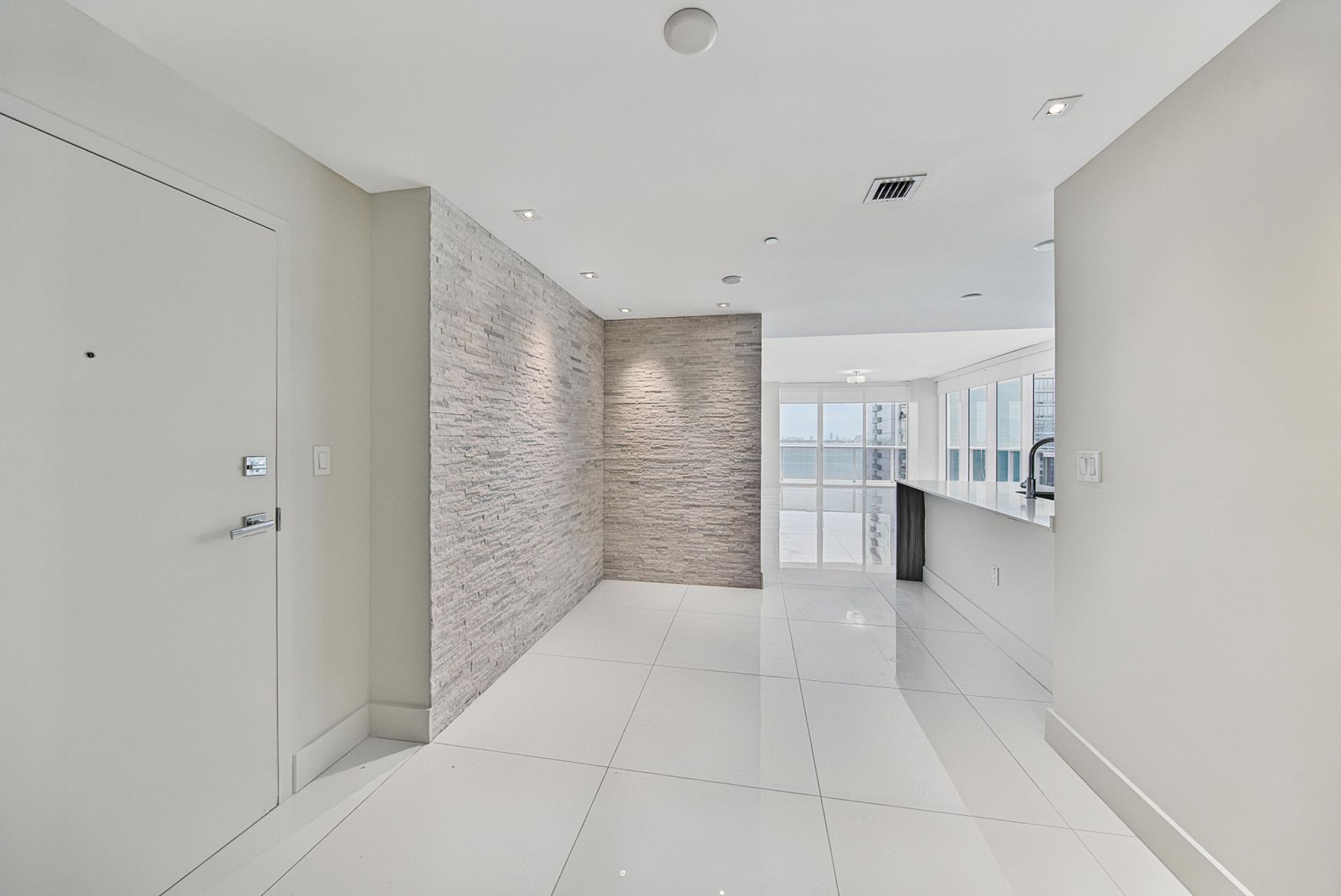 600 NE 27th Street, Unit 1605, Miami, FL 33137 Photo