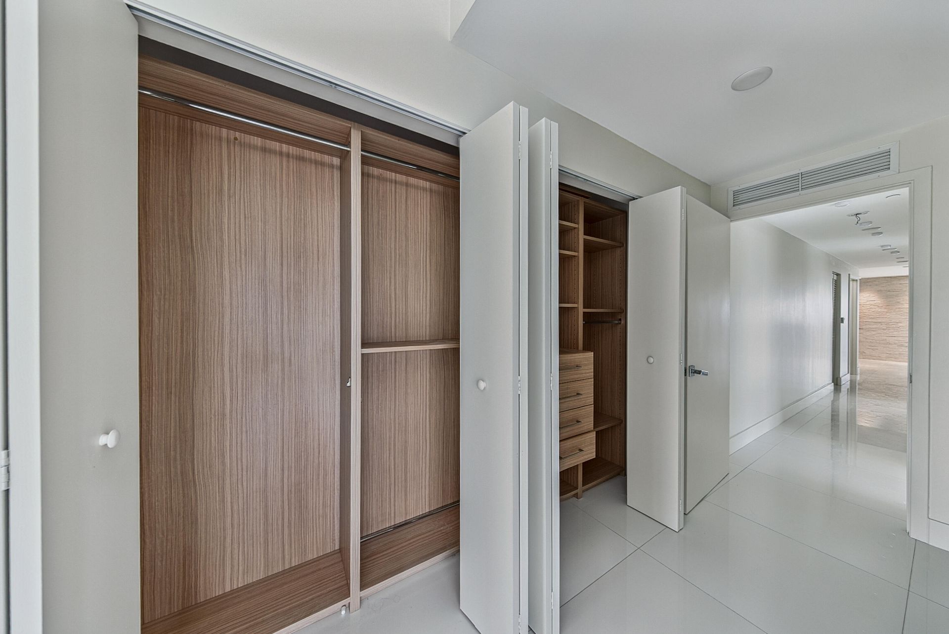 600 NE 27th Street, Unit 1605, Miami, FL 33137 Photo