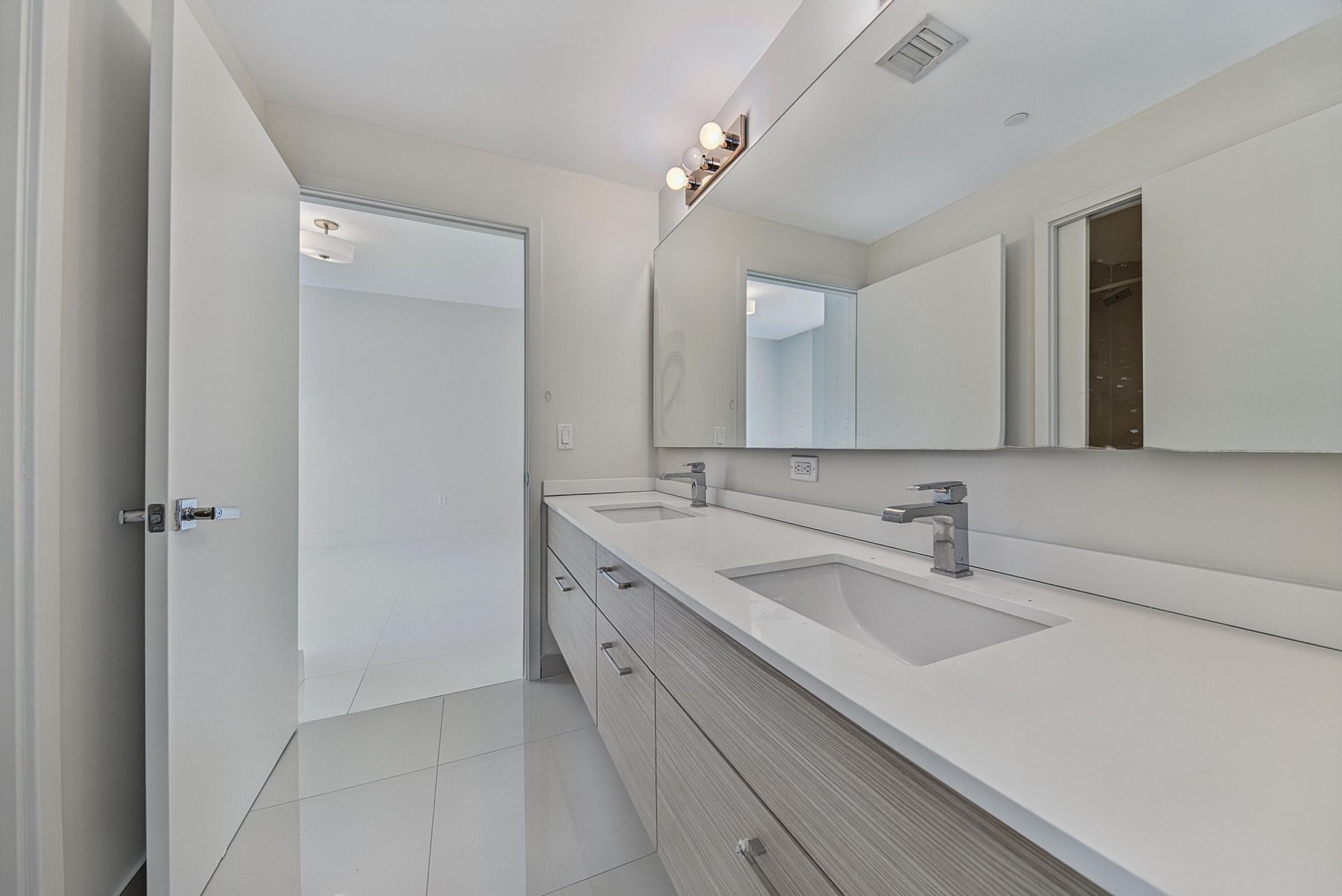 600 NE 27th Street, Unit 1605, Miami, FL 33137 Photo