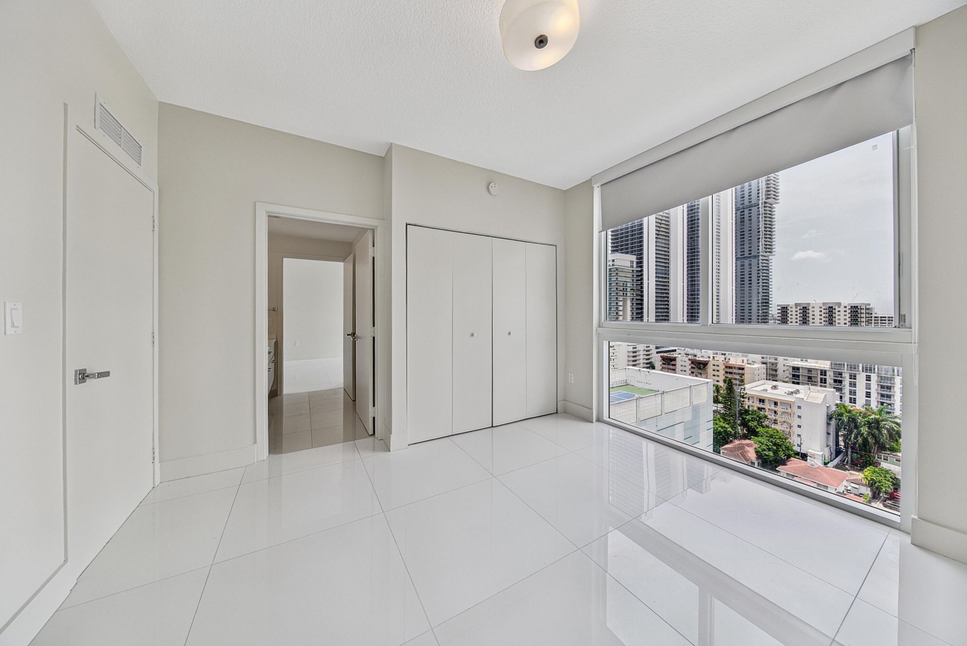600 NE 27th Street, Unit 1605, Miami, FL 33137 Photo
