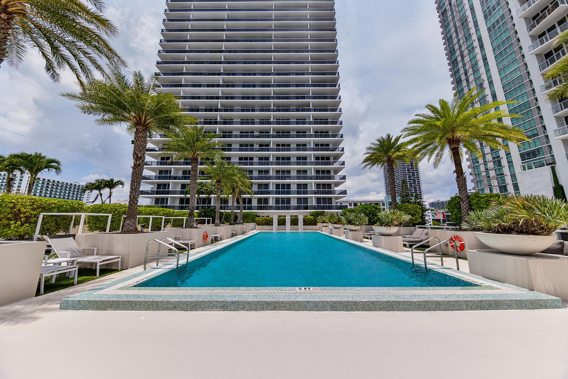 600 NE 27th Street, Unit 1605, Miami, FL 33137 Photo