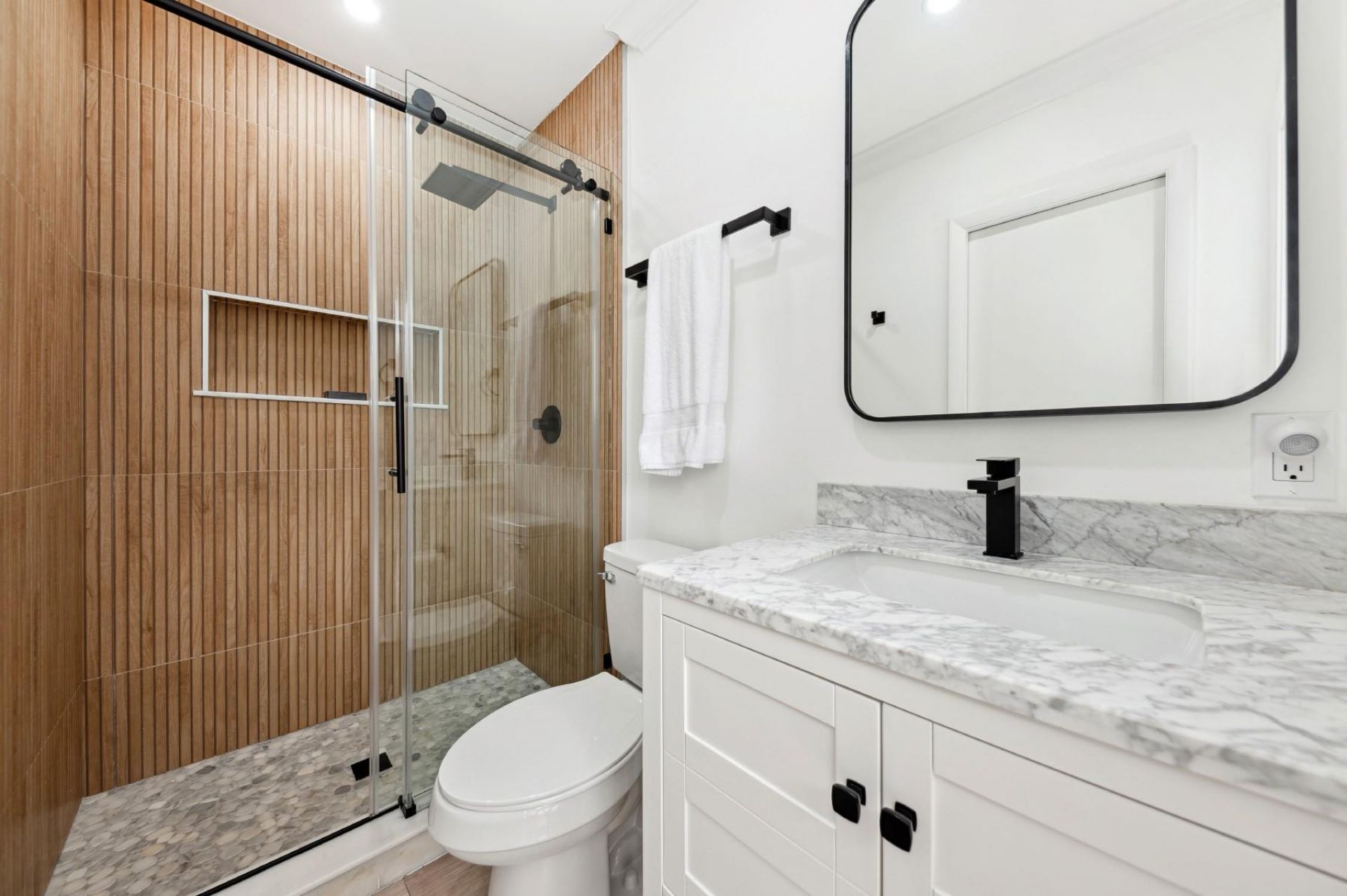 6241 NE 19th Terrace, Fort Lauderdale, FL 33308 Photo