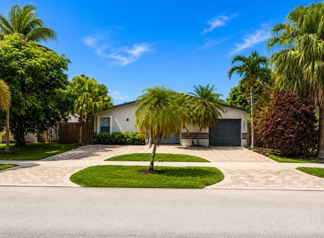 4683 NW 99th Terrace, Sunrise, FL 33351 Photo