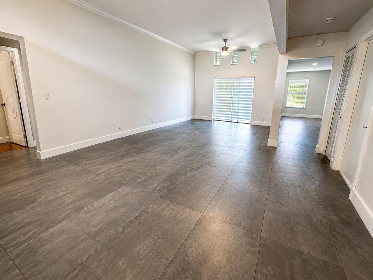 4683 NW 99th Terrace, Sunrise, FL 33351 Photo