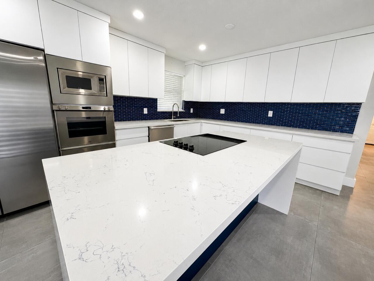 4683 NW 99th Terrace, Sunrise, FL 33351 Photo