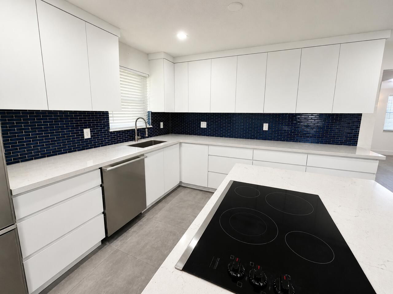 4683 NW 99th Terrace, Sunrise, FL 33351 Photo
