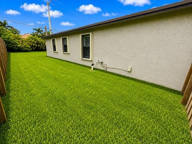 4683 NW 99th Terrace, Sunrise, FL 33351 Photo