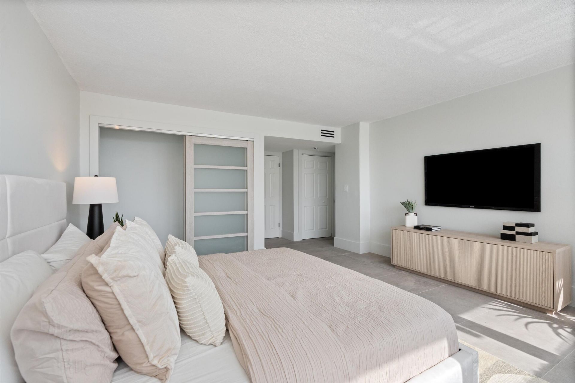 2800 E Sunrise Boulevard, Unit 4c, Fort Lauderdale, FL 33304 Photo