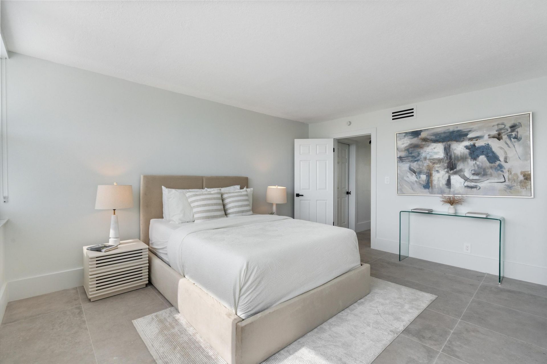 2800 E Sunrise Boulevard, Unit 4c, Fort Lauderdale, FL 33304 Photo