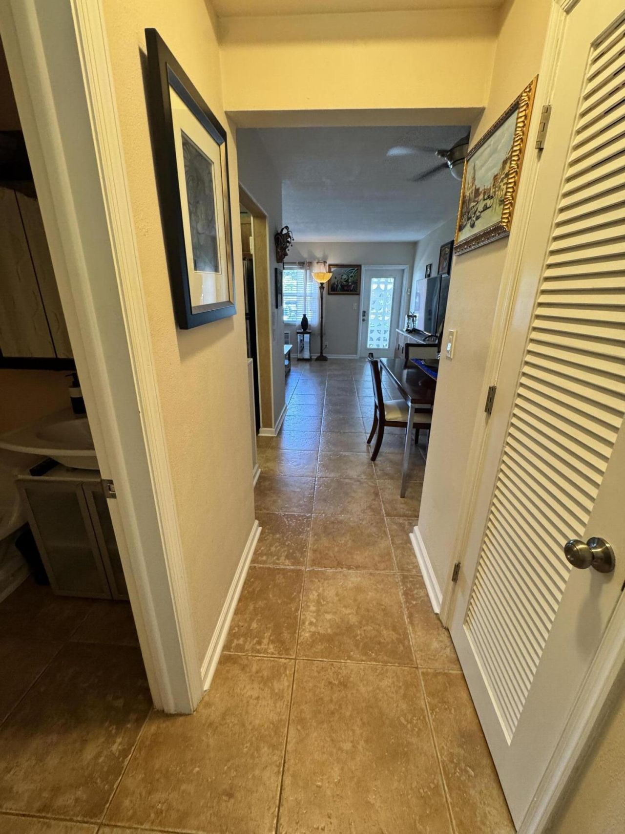 2160 NE 56th Court, Unit 107, Fort Lauderdale, FL 33308 Photo