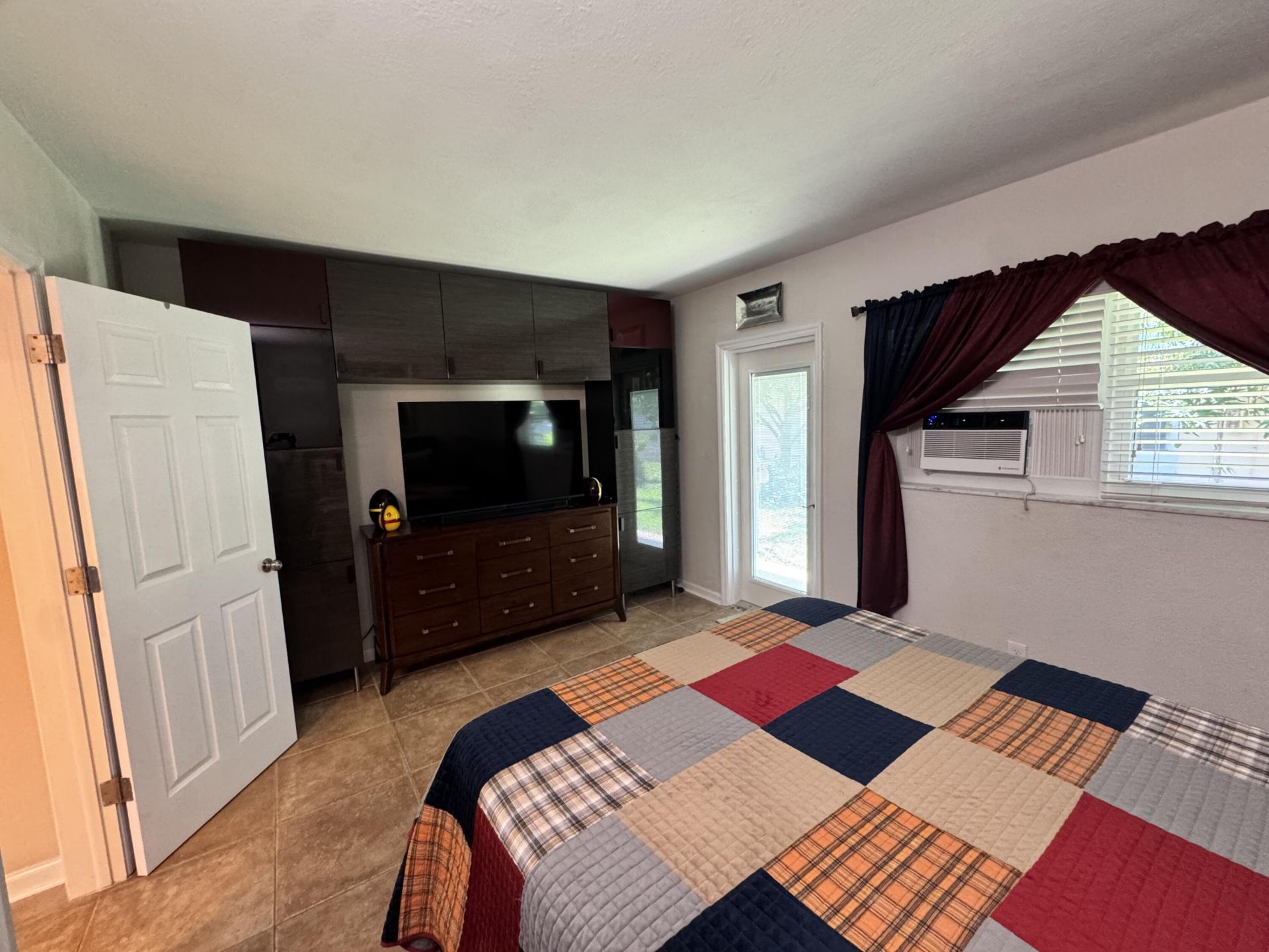 2160 NE 56th Court, Unit 107, Fort Lauderdale, FL 33308 Photo