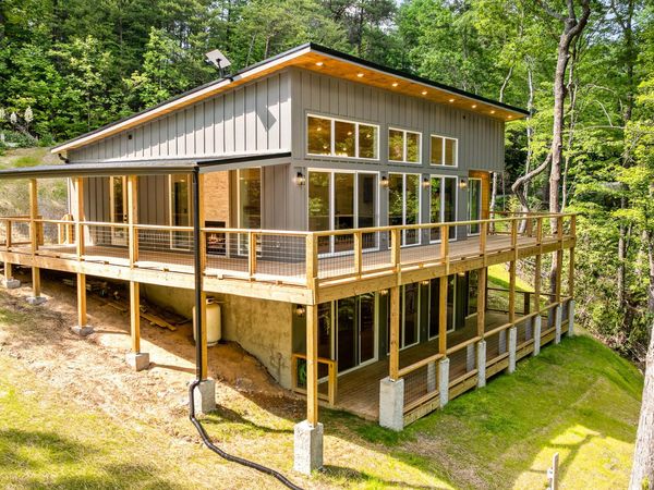 4019 Brook Hollow Lane, Sevierville, TN 37862