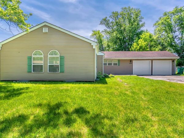 605 E 53rd Avenue , Merrillville, IN 46410