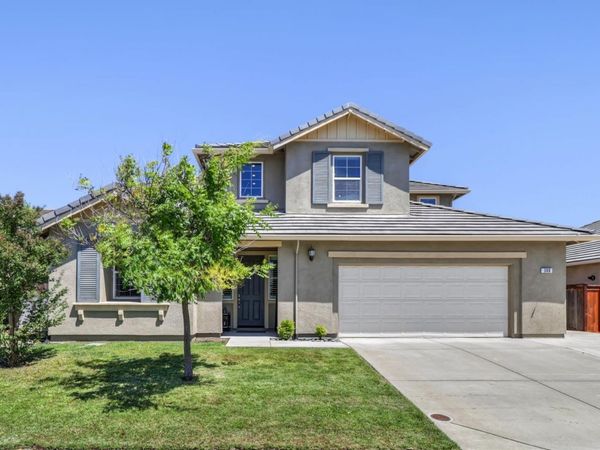 308 Winthrop Ct, Roseville, CA 95747