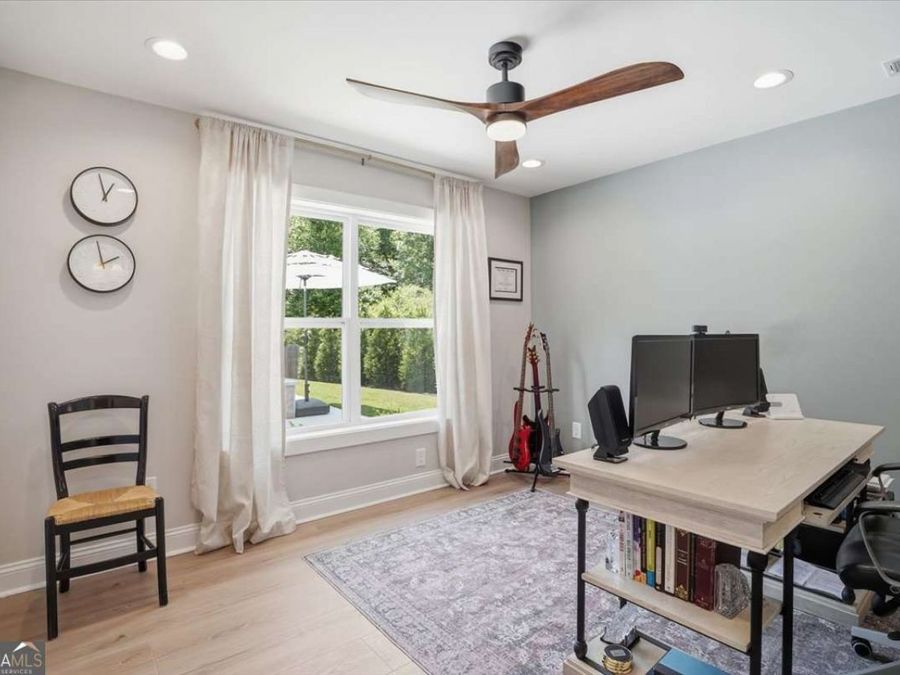 Property Image 32