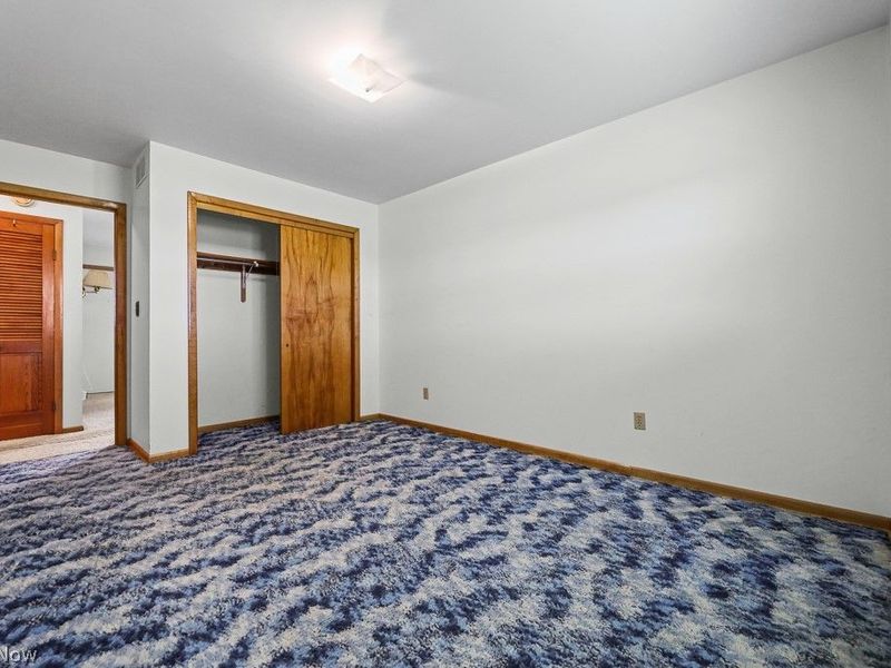 8000 Parks Avenue NE, Alliance, OH 44601 Photo 15