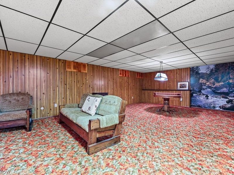 8000 Parks Avenue NE, Alliance, OH 44601 Photo 19