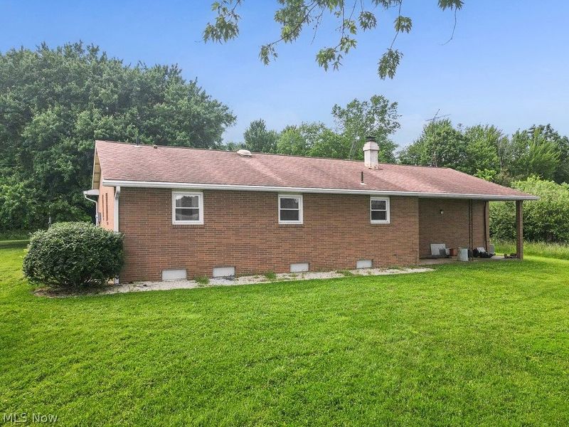 8000 Parks Avenue NE, Alliance, OH 44601 Photo 31