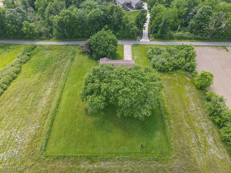 8000 Parks Avenue NE, Alliance, OH 44601 Photo 34