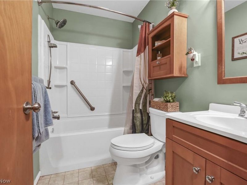 183 Sunrise Drive , Amherst, OH 44001 Photo 24