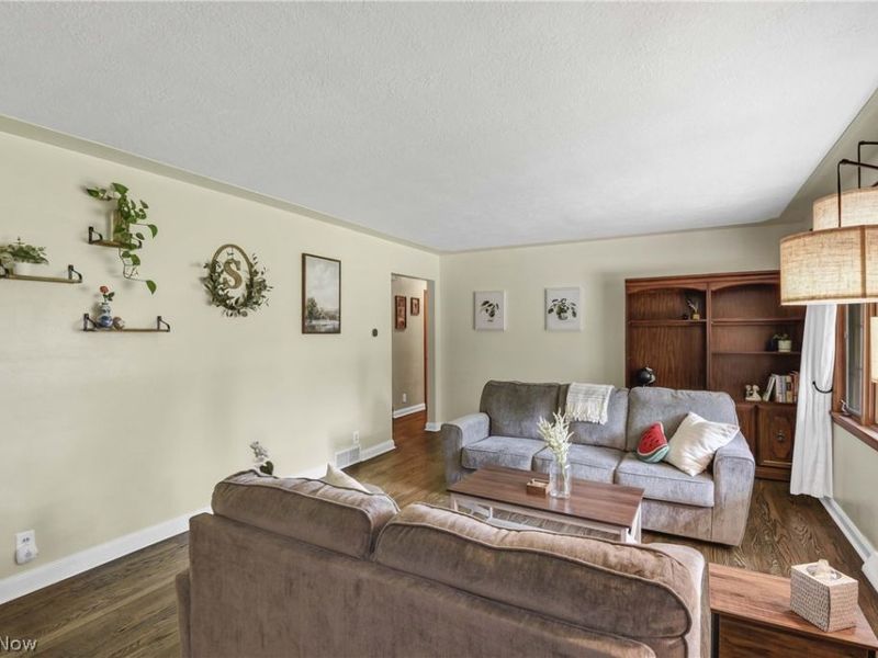 183 Sunrise Drive , Amherst, OH 44001 Photo 7