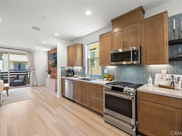 222 Goldfinch Street, Rancho Mission Viejo, CA 92694