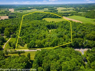 12929 Pleasant Valley Road NE, Utica, OH 43080