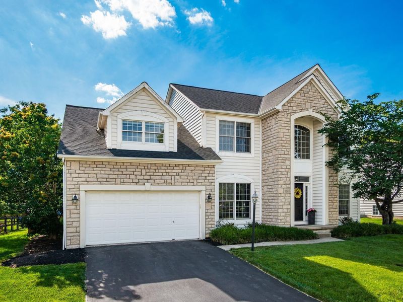 7454 Scioto Parkway, Powell, OH 43065 Photo 2