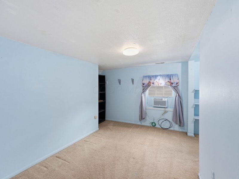 1862 Harrisburg Pike , Grove City, OH 43123 Photo 15
