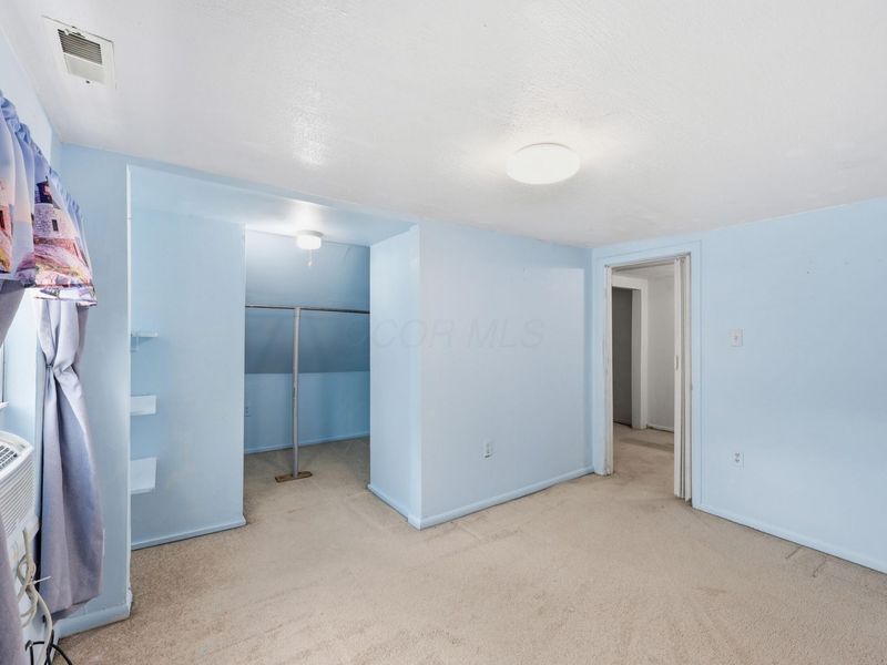 1862 Harrisburg Pike , Grove City, OH 43123 Photo 17