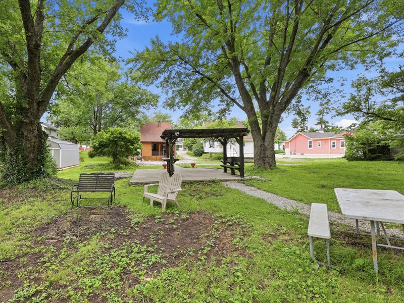 1862 Harrisburg Pike , Grove City, OH 43123 Photo 25