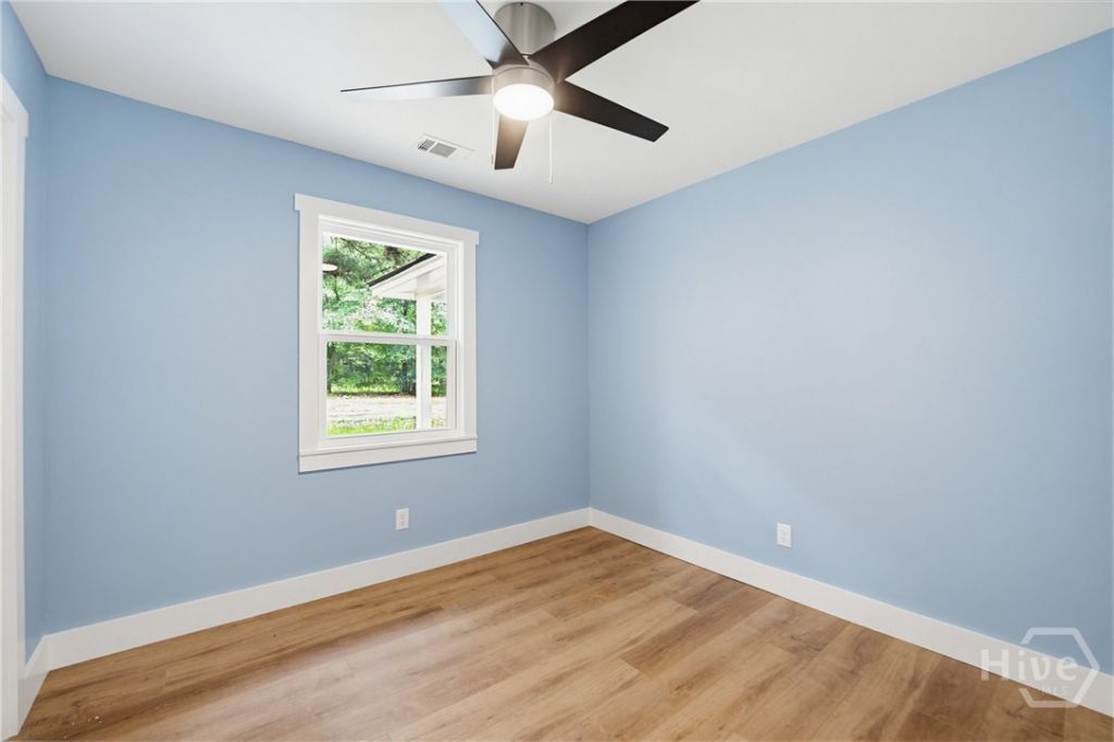 95 Fox Lane Photo 15