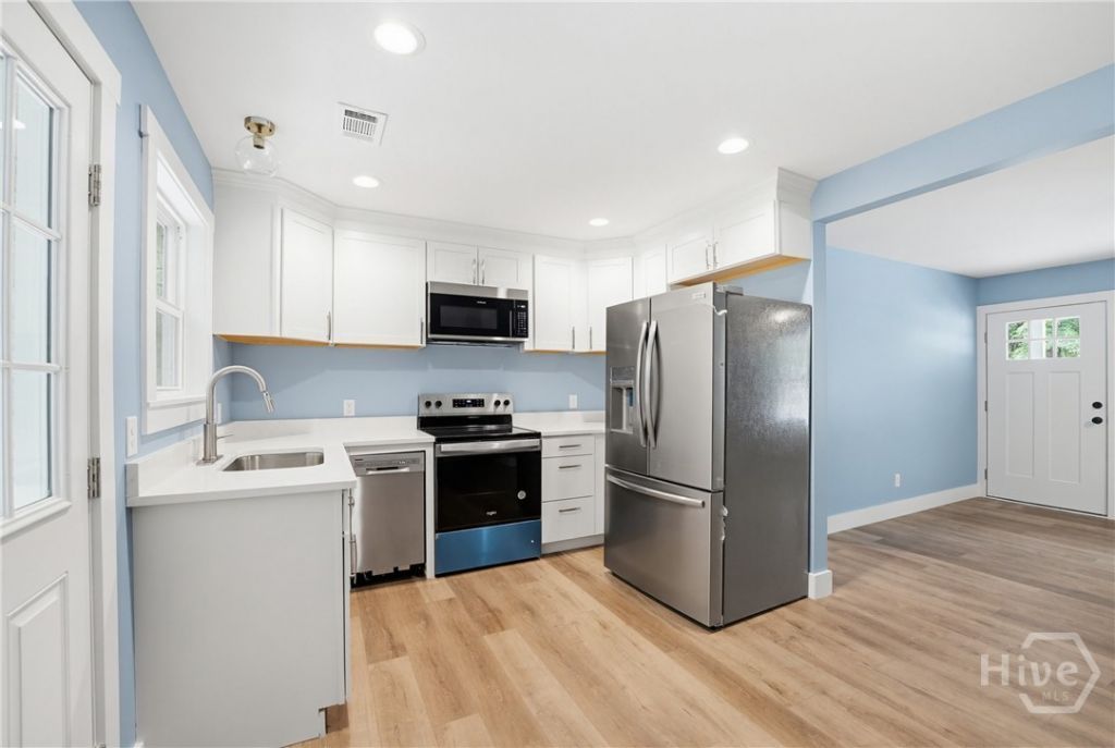 95 Fox Lane Photo 5