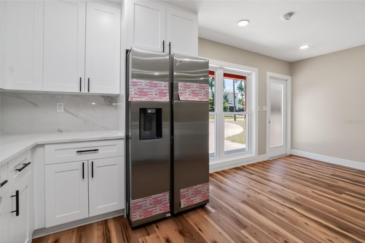 1524 Carson Circle Ne, Saint Petersburg, FL 33703 Photo
