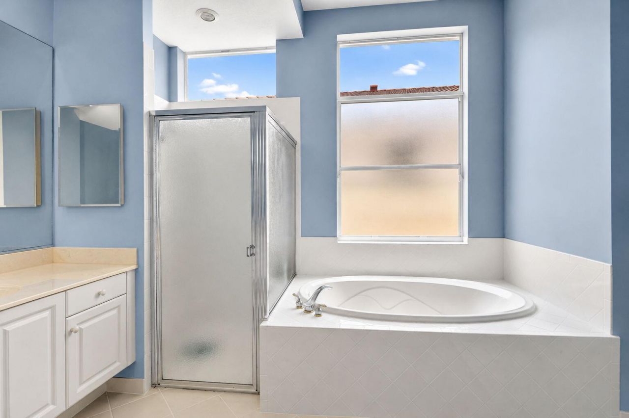 8553 E Via Grande E, Wellington, FL 33411 Photo