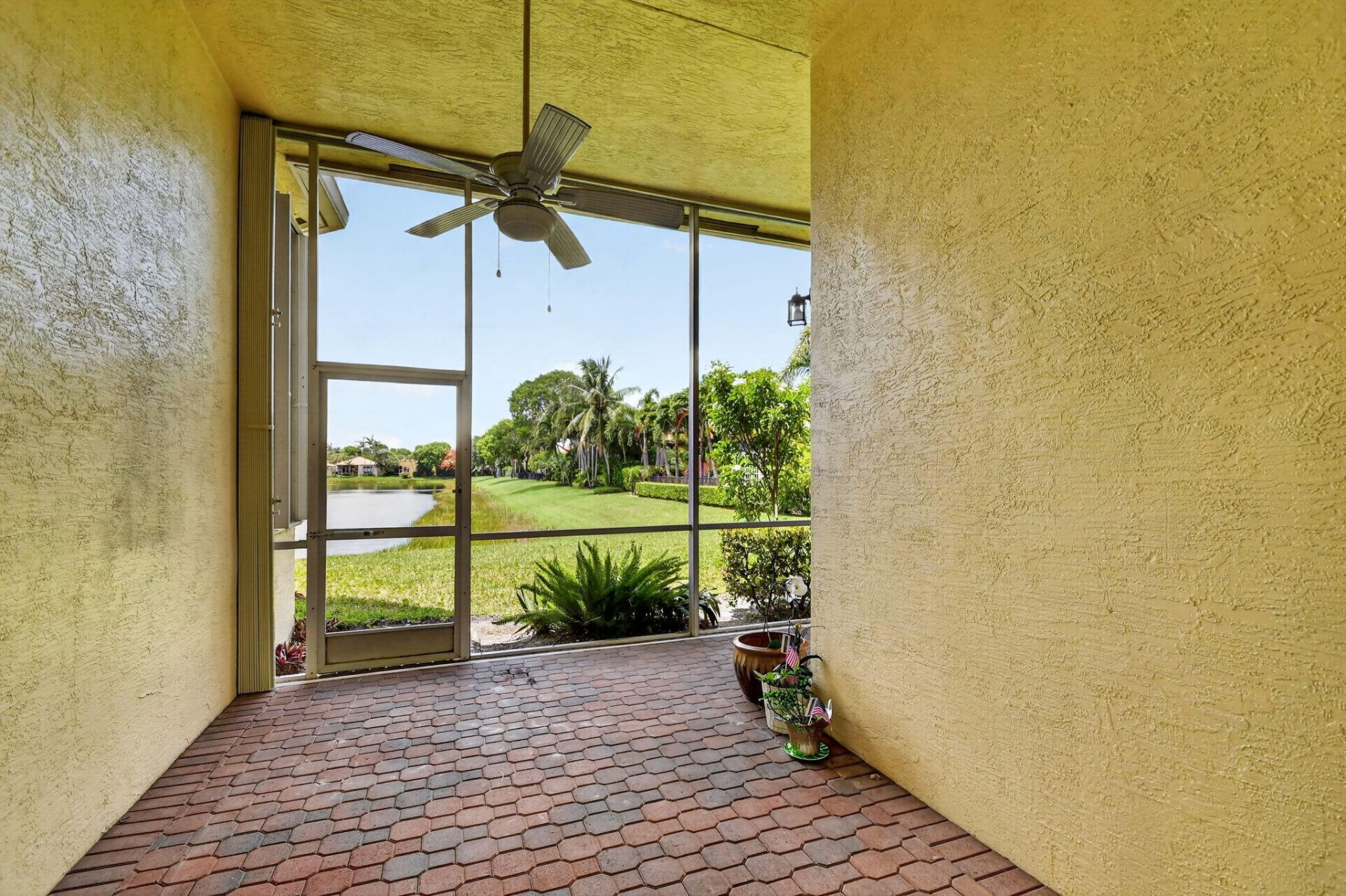 8553 E Via Grande E, Wellington, FL 33411 Photo