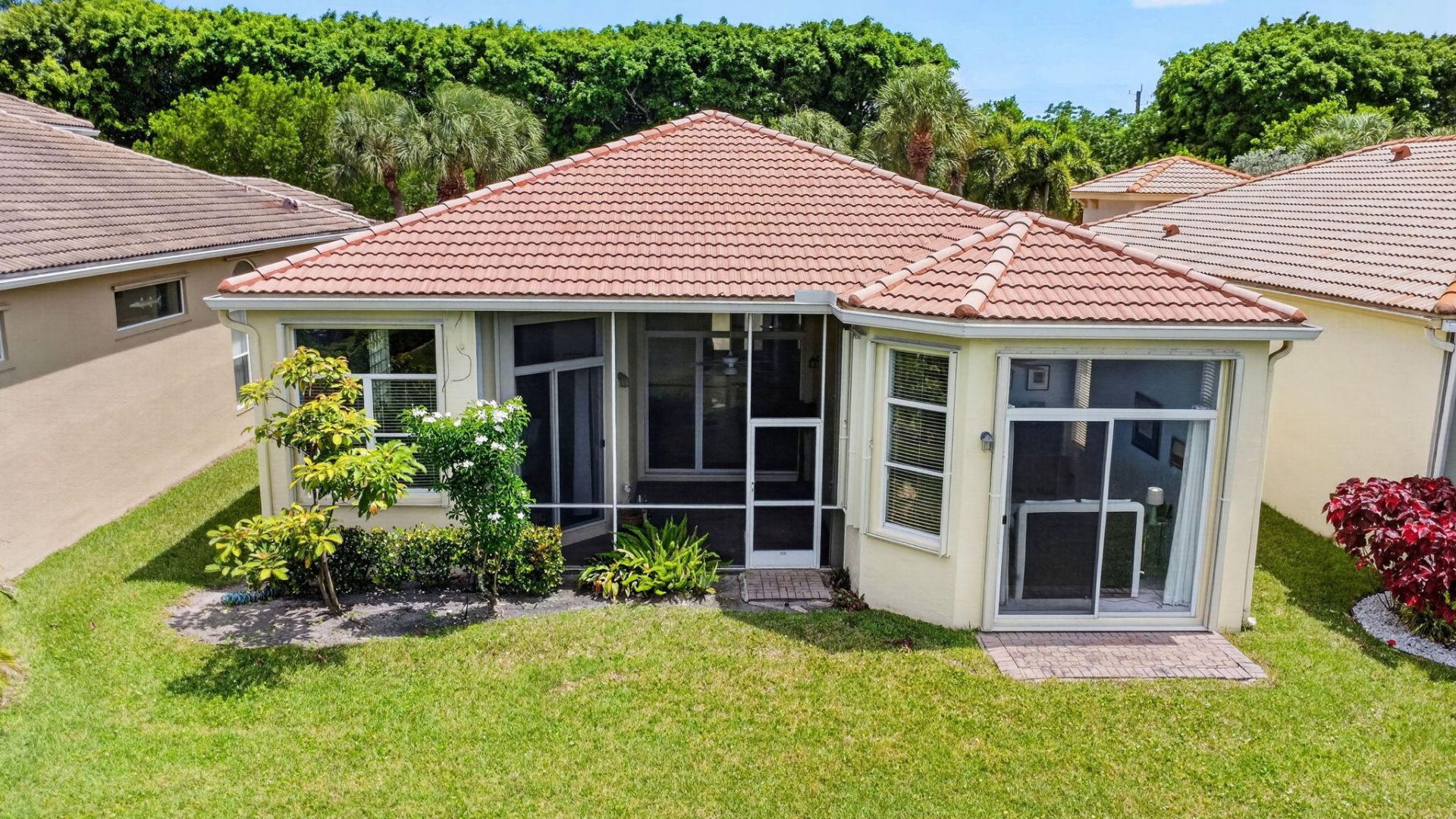 8553 E Via Grande E, Wellington, FL 33411 Photo
