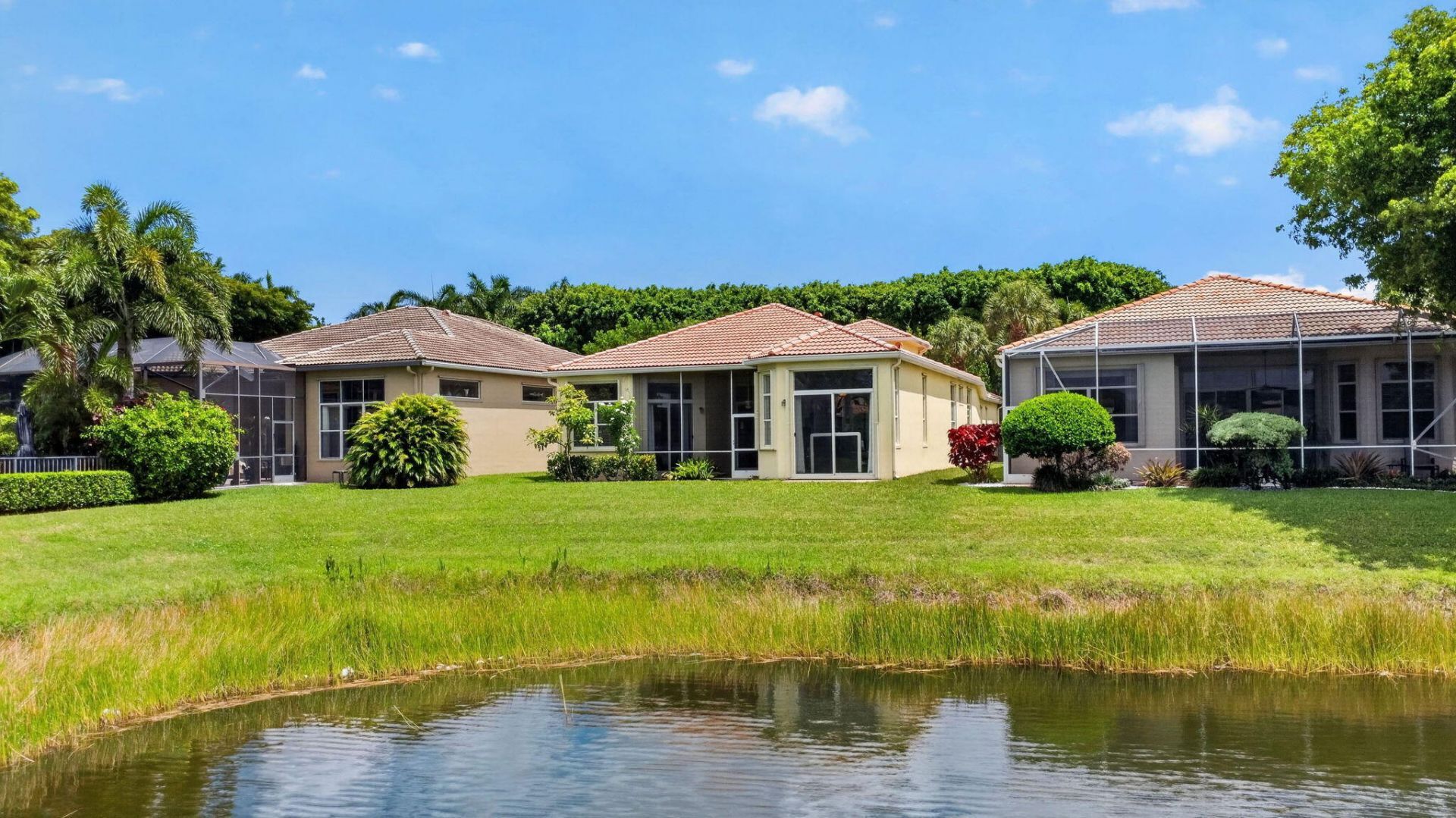 8553 E Via Grande E, Wellington, FL 33411 Photo
