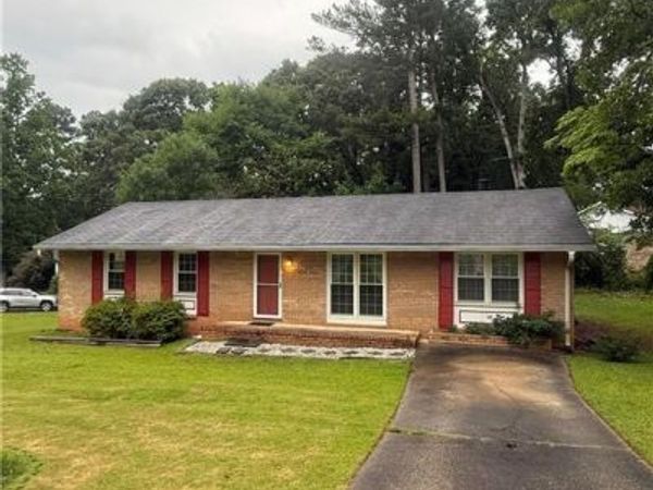 3000 Bay Berry Drive SW, Marietta, GA 30008