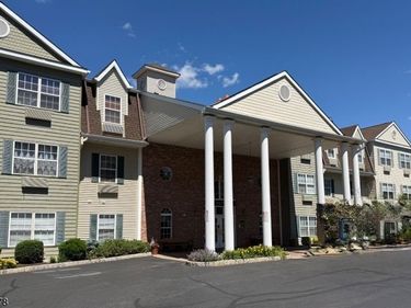 5322 Richmond Rd, West Milford, NJ 07480