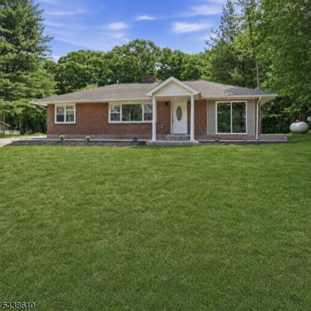 89 Armstrong Rd, Wantage, NJ 07461 Main Photo