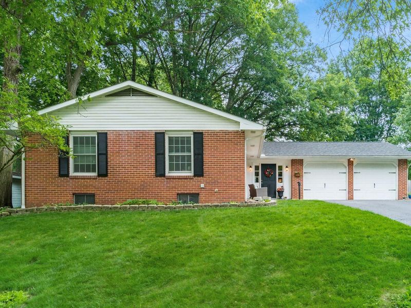855 Singing Hills Lane, Columbus, OH 43235 Photo 5