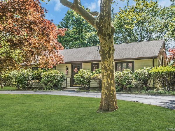 1 Duffy Court , Northport, NY 11768