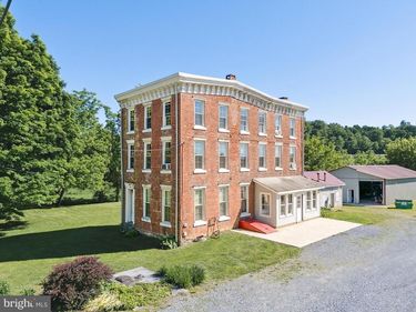 1306 LONG LANE ROAD, KUTZTOWN, PA 19530