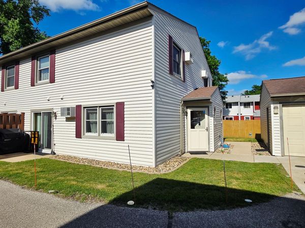 1648 8 1/2 Street SE, Rochester, MN 55904